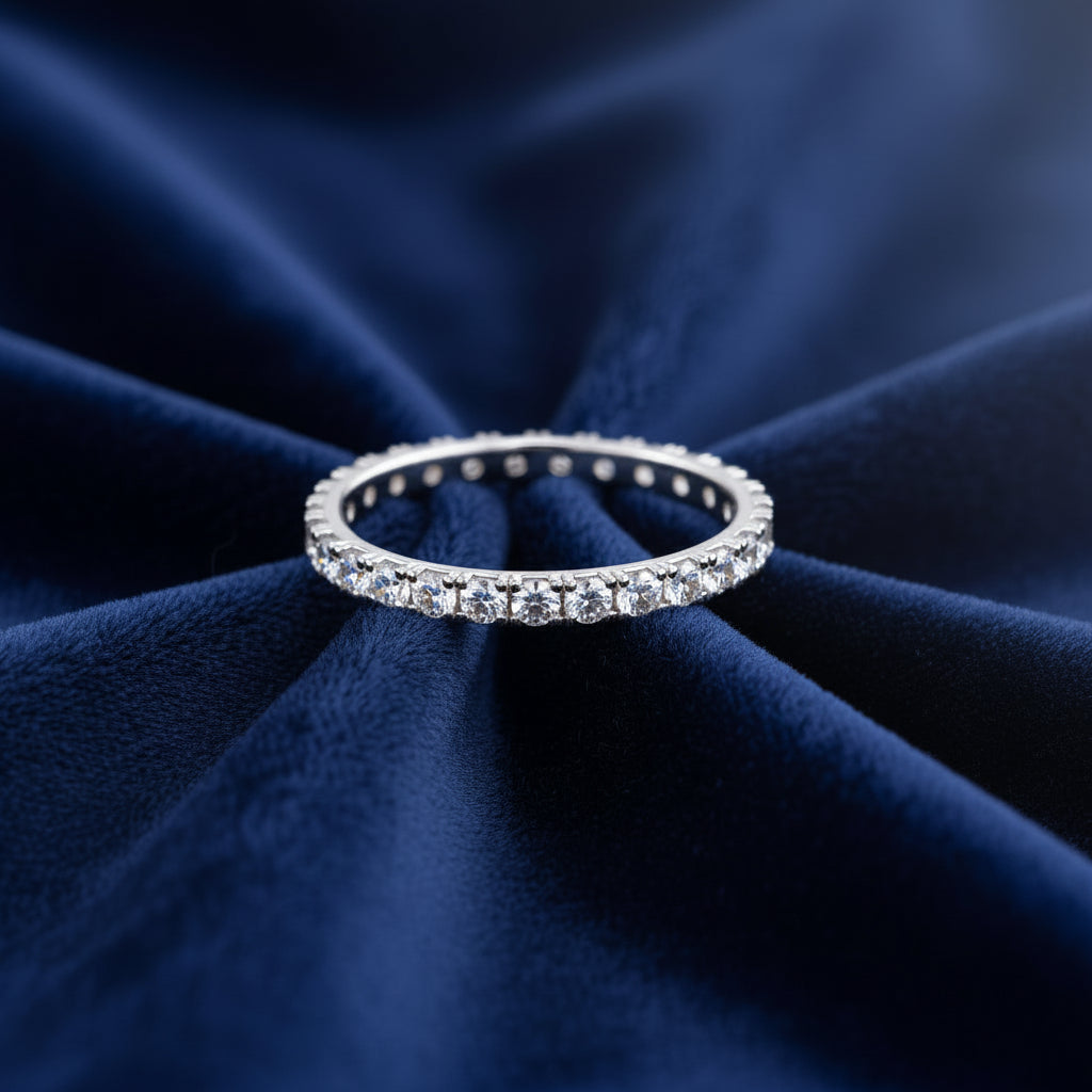 Anello veretta eternity in oro bianco 18kt con diamanti naturali 0,46ct Art MID Gioielli.