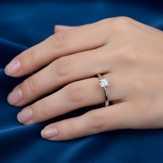 Anello solitario in oro bianco 18kt con diamante naturale da 0.28 carati taglio brillante d'alta qualità ArtMID Gioielli