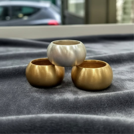 Anello scudo bombato in argento 925 rodiato fascia larga 15mm modello unisex