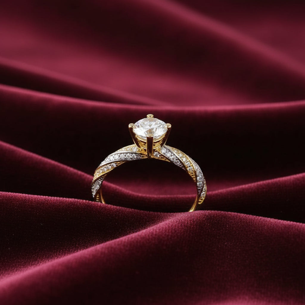 Anello solitario con contorno halo in oro bianco 18kt Art MID Gioielli.