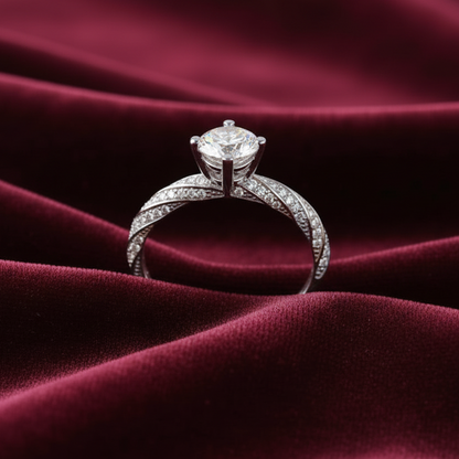 Anello Solitario "Starlight" in Oro 18kt con Contorno di Zirconi – Art MID Gioielli