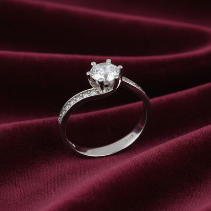 Anello solitario in oro bianco 18kt peso 3,69g con zircone centrale Art MID Gioielli.