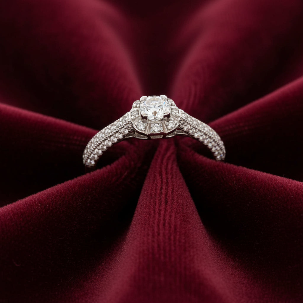 Anello solitario in oro bianco 18kt con zirconi brillanti sul gambo Art MID Gioielli.