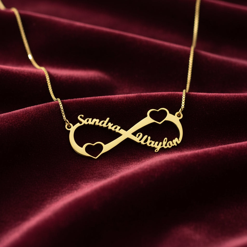 Collana infinito e cuori con nome in oro giallo 18kt Art MID Gioielli.