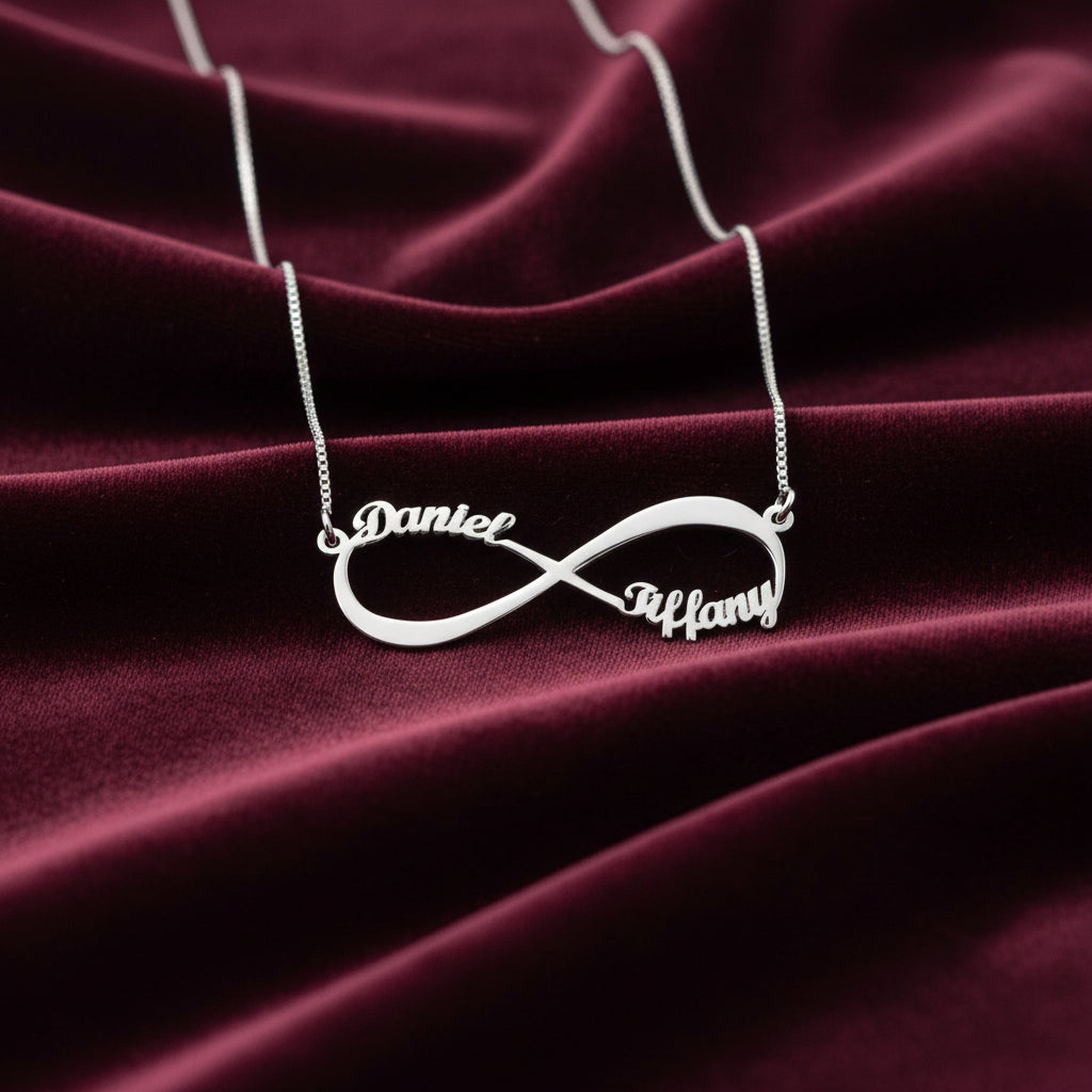 Collana infinito con due nomi in oro 18kt e finitura al rodio Art MID Gioielli