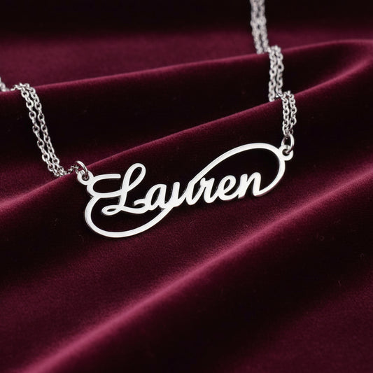 Collana infinito con nome in oro bianco 18kt Art MID Gioielli.