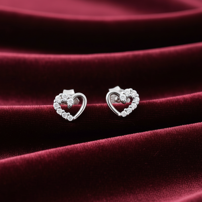 Orecchini a forma di cuore con zirconi in oro bianco 18kt Art MID Gioielli.